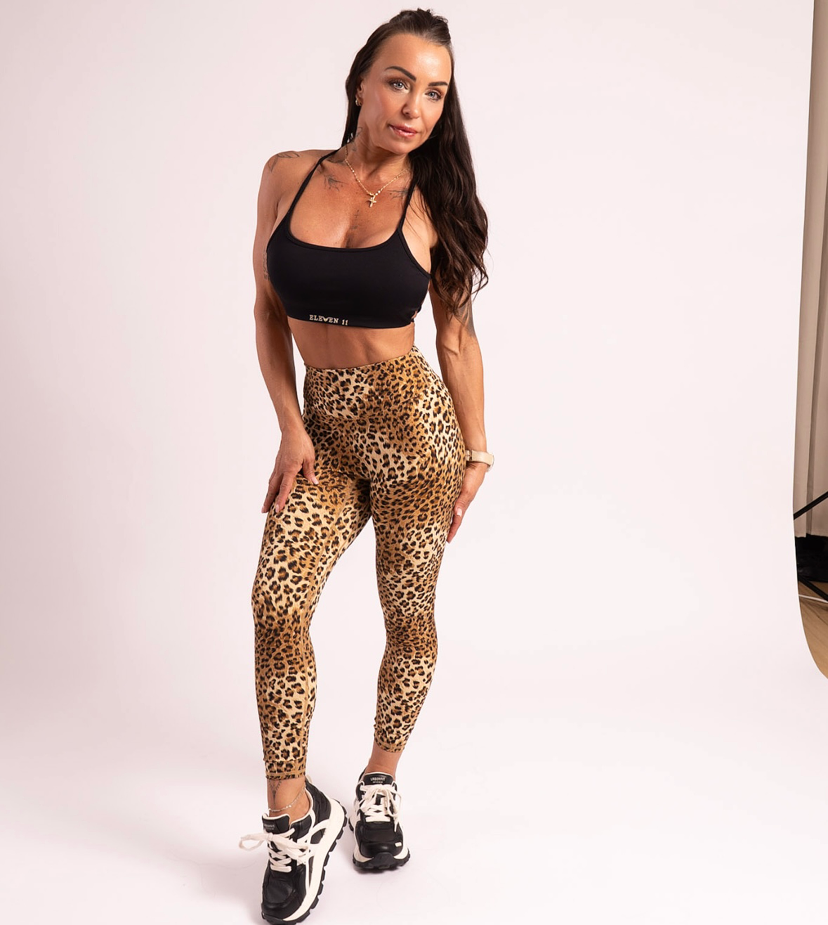 Black Strappy Crop